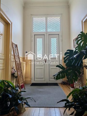 Spacieuse maison familiale , possibilité de profession libérale