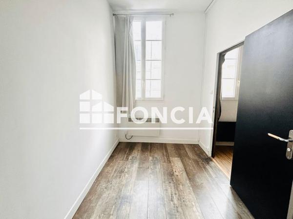 À vendre Appartement 2 pièces 54 m² - Rochefort 17300