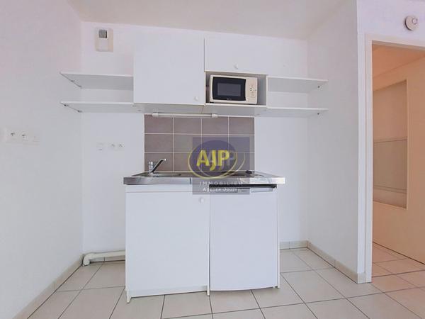 Appartement à vendre Saint Sebastien Sur Loire - 1 pièces, 33m² avec 0 chambre(s) à 119 020€ - AJP Immobilier Nantes Jouzel