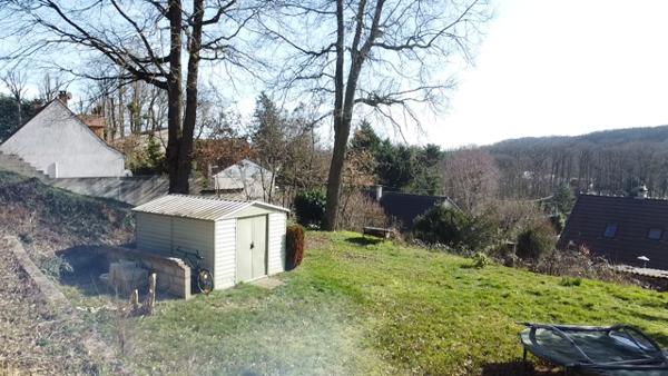 La Ville-du-Bois (91620) LA-VILLE-DU-BOIS - MAISON INDIVIDUELLE DE PLAIN-PIED - SOUS-SOL TOTAL - JARDIN 855 M2