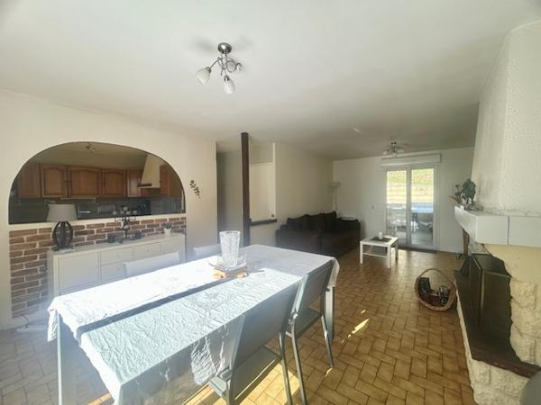 La Ville-du-Bois (91620) LA-VILLE-DU-BOIS - MAISON INDIVIDUELLE DE PLAIN-PIED - SOUS-SOL TOTAL - JARDIN 855 M2