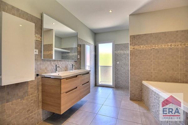 Maison Caumont-Sur-Durance - 147 m2 - Piscine - Double garage