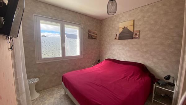 BEG MEIL - Emplacement exceptionnel ! Maison 2 chambres bourg et plage a pieds.