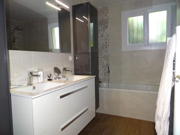 Landes 40280 Saint-Pierre-du-Mont , maison 103 m²