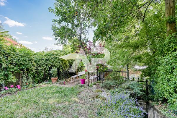 SEVRES RIVE DROITE - MAISON DE CHARME 950 000 € **  - Référence  681-S