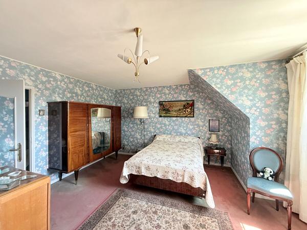 Maison Conflans Sainte Honorine 6 pièce(s) 132 m2 490 000 € **  - Référence  8168