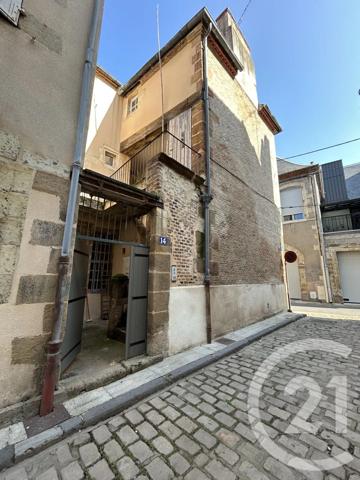Immeuble à vendre  1119 m 2   MOULINS  - 03