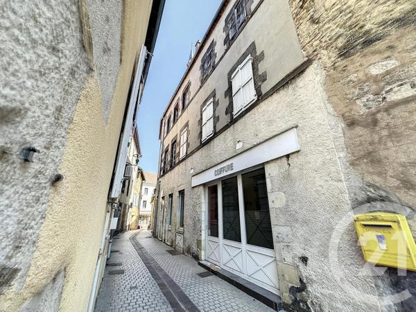Immeuble à vendre  1119 m 2   MOULINS  - 03