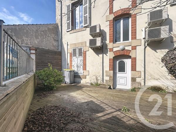 Immeuble à vendre  1119 m 2   MOULINS  - 03