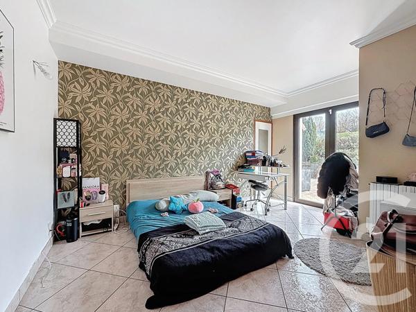 Maison à vendre  7 pièces - 206 m 2   ST POURCAIN SUR SIOULE  - 03