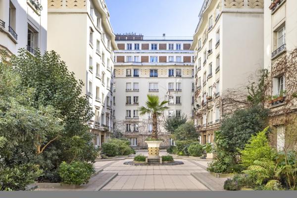 Appartement Paris 7e - RUE SAINT-DOMINIQUE