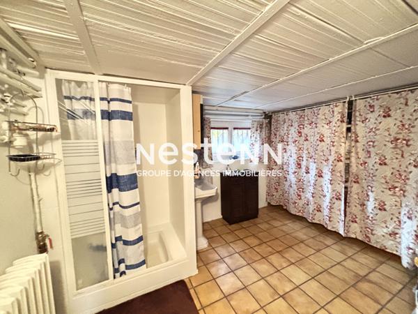 Nestenn Igny - Maison familiale sur le secteur de Gommonvilliers avec dépendance en fond de parcelle - A deux pas des commerces Place de la Ferme - Proche école Jules Ferry et collège Emile Zola- Proche axes routiers A6/N118- Plateau de Saclay et Vélizy