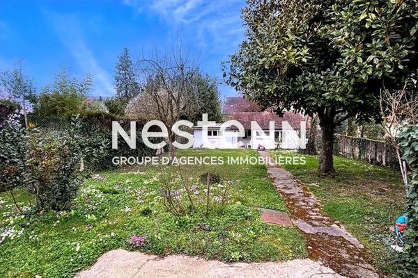 Nestenn Igny - Maison familiale sur le secteur de Gommonvilliers avec dépendance en fond de parcelle - A deux pas des commerces Place de la Ferme - Proche école Jules Ferry et collège Emile Zola- Proche axes routiers A6/N118- Plateau de Saclay et Vélizy