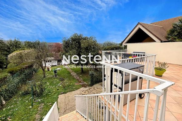 Nestenn Igny - Maison familiale sur le secteur de Gommonvilliers avec dépendance en fond de parcelle - A deux pas des commerces Place de la Ferme - Proche école Jules Ferry et collège Emile Zola- Proche axes routiers A6/N118- Plateau de Saclay et Vélizy