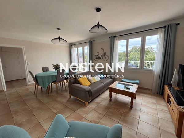 Nestenn Igny - Maison familiale sur le secteur de Gommonvilliers avec dépendance en fond de parcelle - A deux pas des commerces Place de la Ferme - Proche école Jules Ferry et collège Emile Zola- Proche axes routiers A6/N118- Plateau de Saclay et Vélizy