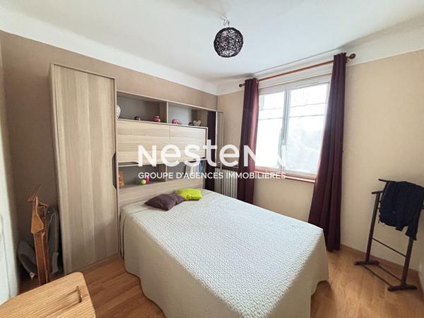 Nestenn Igny - Maison familiale sur le secteur de Gommonvilliers avec dépendance en fond de parcelle - A deux pas des commerces Place de la Ferme - Proche école Jules Ferry et collège Emile Zola- Proche axes routiers A6/N118- Plateau de Saclay et Vélizy