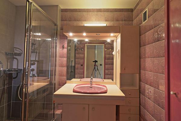 Appartement Annecy 3 chambres, 77.55 m² avec balcons, cave et garage