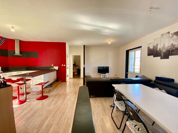 A vendre appartement a Saint Meen Le Grand, axe N164 et proche RN12