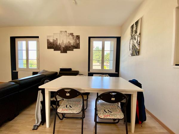 A vendre appartement a Saint Meen Le Grand, axe N164 et proche RN12