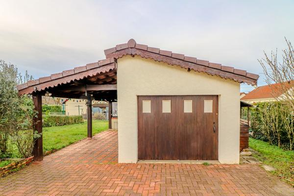 Maison 4 chambres, Montapins, Garage, 2h30 PARIS,proche commerces et écoles,NEVERS