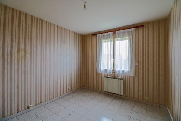 Maison 4 chambres, Montapins, Garage, 2h30 PARIS,proche commerces et écoles,NEVERS