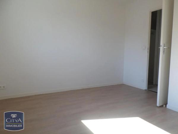 Appartement à louer 2 pièces 46.75m² Hénin-Beaumont (62110)
