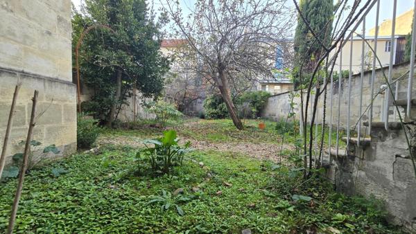 échoppe double quartier croix blanche 4 chambres, 2 bureaux, cave totale