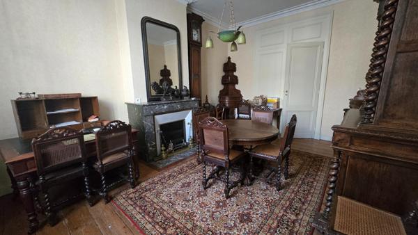 échoppe double quartier croix blanche 4 chambres, 2 bureaux, cave totale