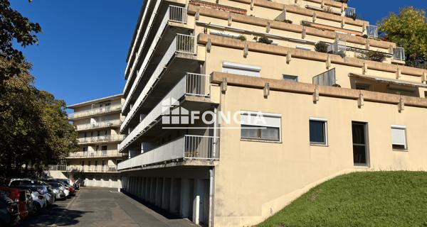 À vendre Parking 14.21 m² - Angoulême 16000