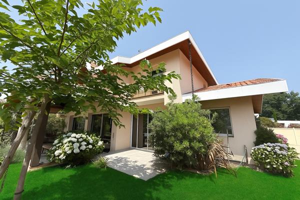 Maison Gujan Mestras 207 m2