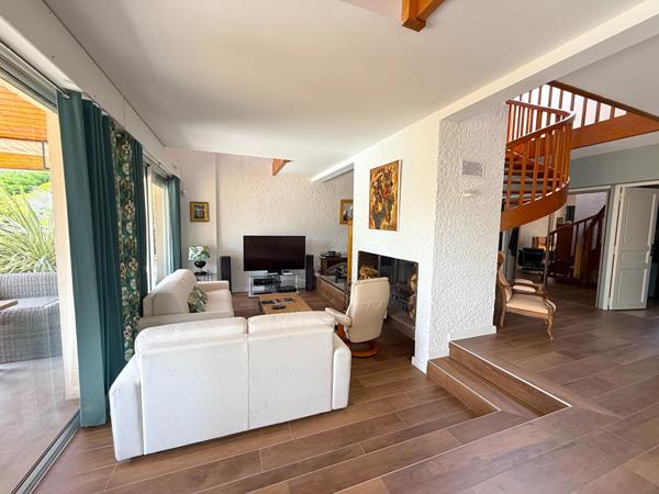 Maison Gujan Mestras 207 m2