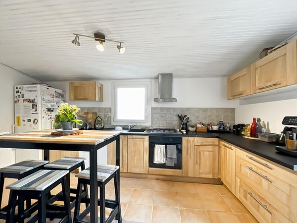 Maison T5 avec dépendances