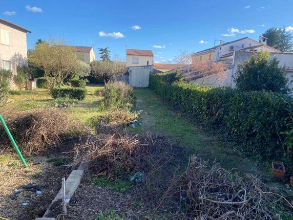 Terrain à vendre |                                       Juvignac |                                          500 m²