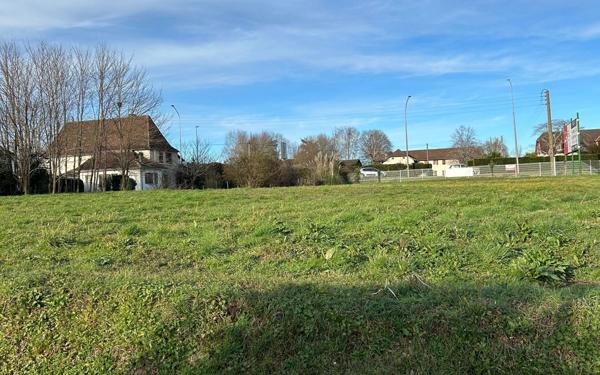 Terrain à vendre    Orthez