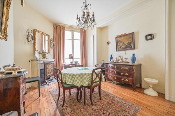 Appartement à vendre  6 pièces - 138,64 m2 PARIS - 75007