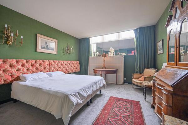 Appartement à vendre  6 pièces - 138,64 m2 PARIS - 75007