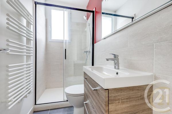 Appartement F3 à vendre  3 pièces - 56,31 m2 PARIS - 75017