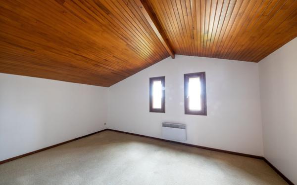 Maison à vendre    6 pièces •  Thuir