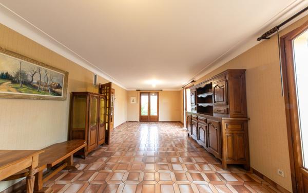 Maison à vendre    6 pièces •  Thuir