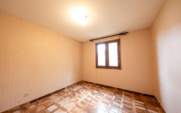 Maison à vendre    6 pièces •  Thuir