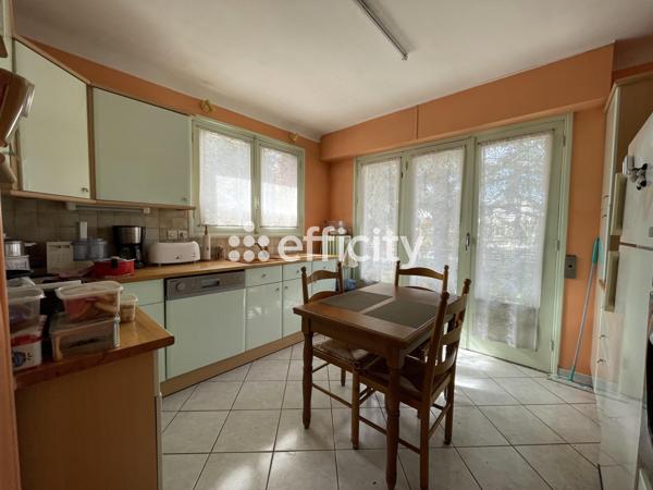 Maison 5 pièces - 165 m²