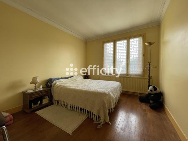 Maison 5 pièces - 165 m²