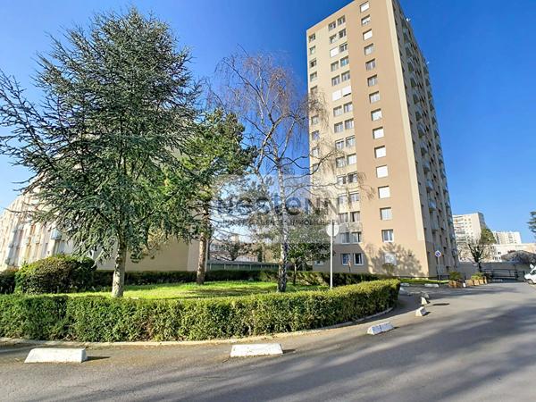 Appartement 4 pièces calme et lumineux à Eaubonne avec balcon et parking. proche centre ville et écoles.