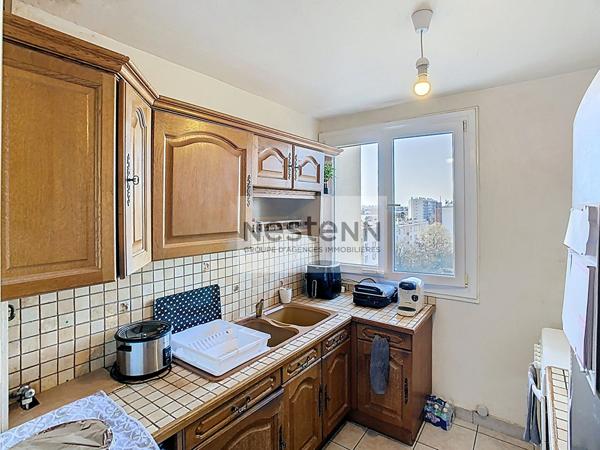 Appartement 4 pièces calme et lumineux à Eaubonne avec balcon et parking. proche centre ville et écoles.