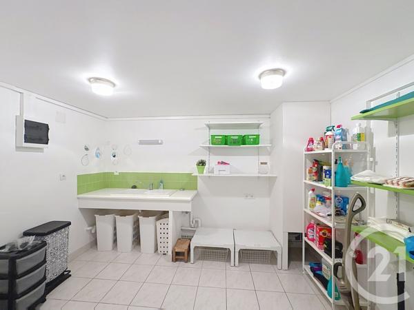 Maison à vendre  8 pièces - 223,28 m2 CASTRIES - 34