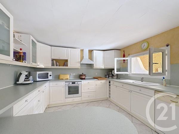 Maison à vendre  8 pièces - 223,28 m2 CASTRIES - 34