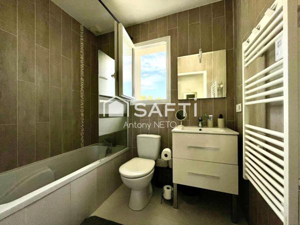 Maison contemporaine à vendre, 7 pièces + studio,  Gujan-Mestras (La Hume)