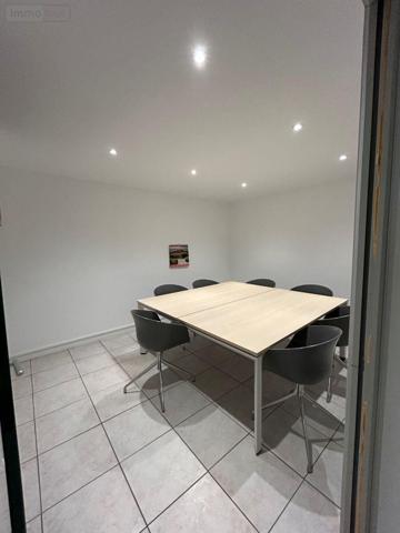 Bureaux à louer à Les Authieux sur le Port Saint Ouen en Seine-Maritime (76520), ref : 14131/932