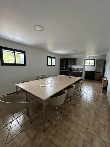 Bureaux à louer à Les Authieux sur le Port Saint Ouen en Seine-Maritime (76520), ref : 14131/932