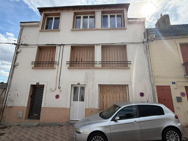 Immeuble 11 pièces 246.8 m2